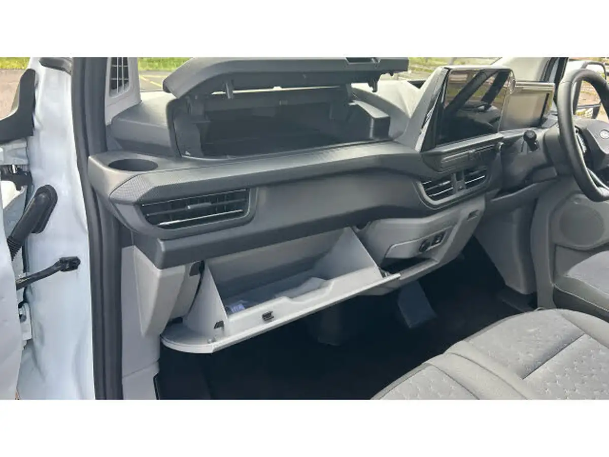 2024-ford-transit-custom-20tdci-300-l2h1-limited-136pseu6e-double-cab-in-van-1997cc-auto-big-35