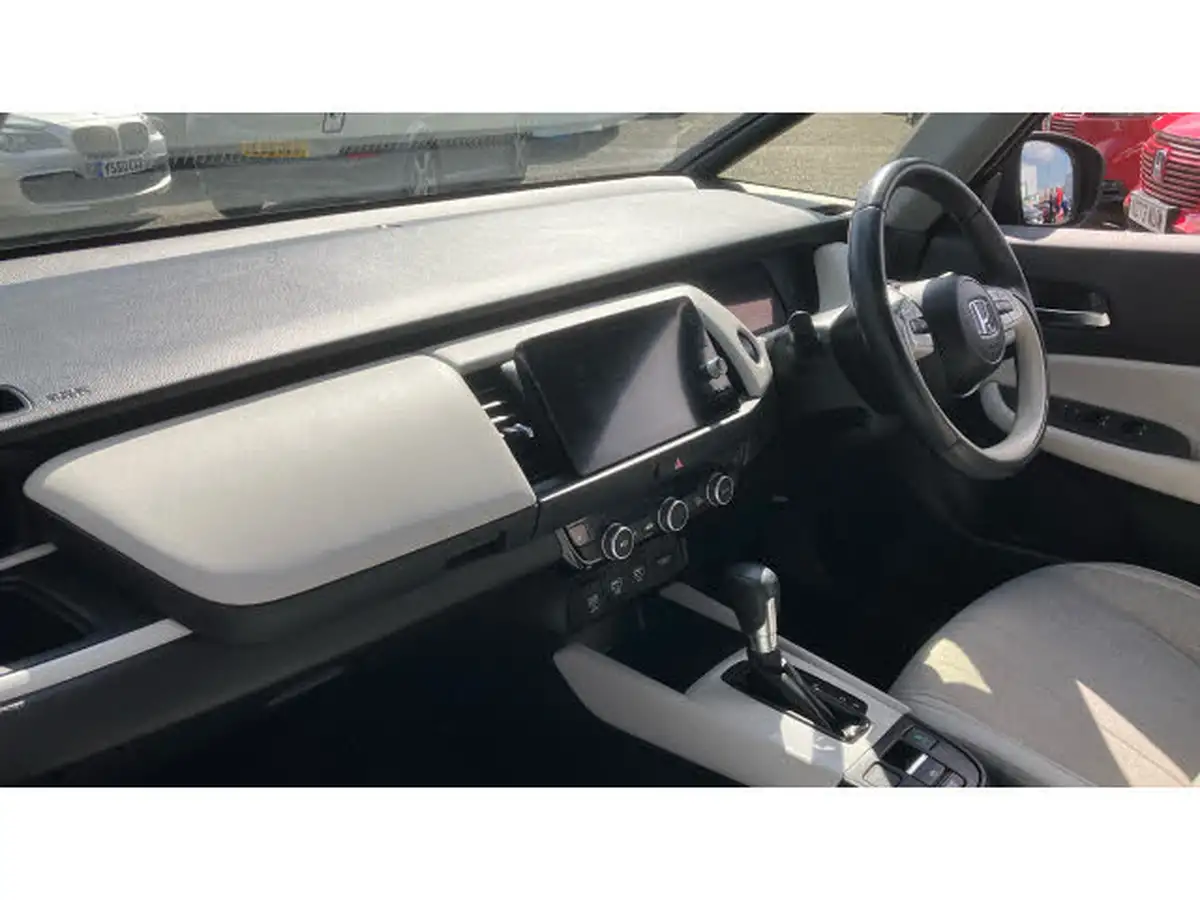 2022-honda-jazz-15-i-mmd-ex-107ps-big-1