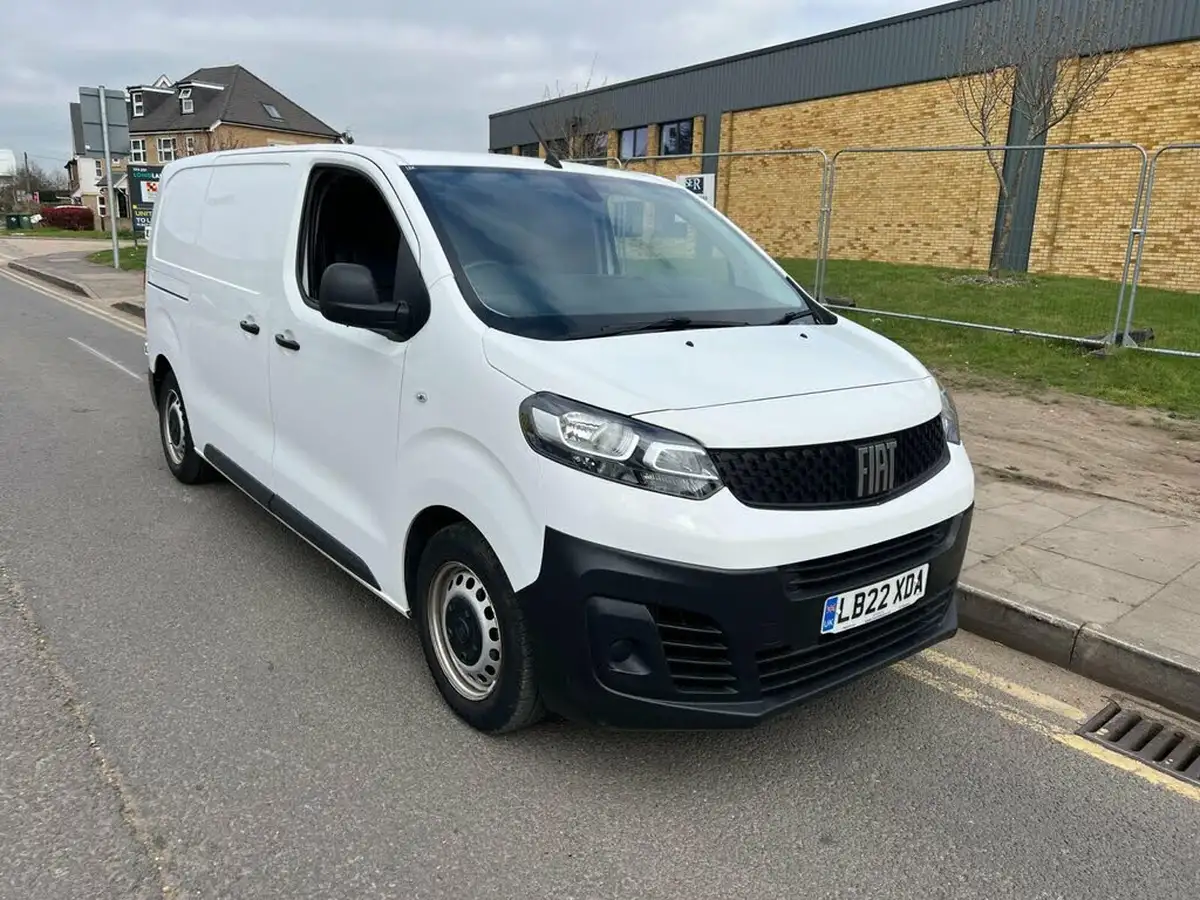 2022-fiat-scudo-15jtd-tecnico-120hpeu6d-swb-big-3