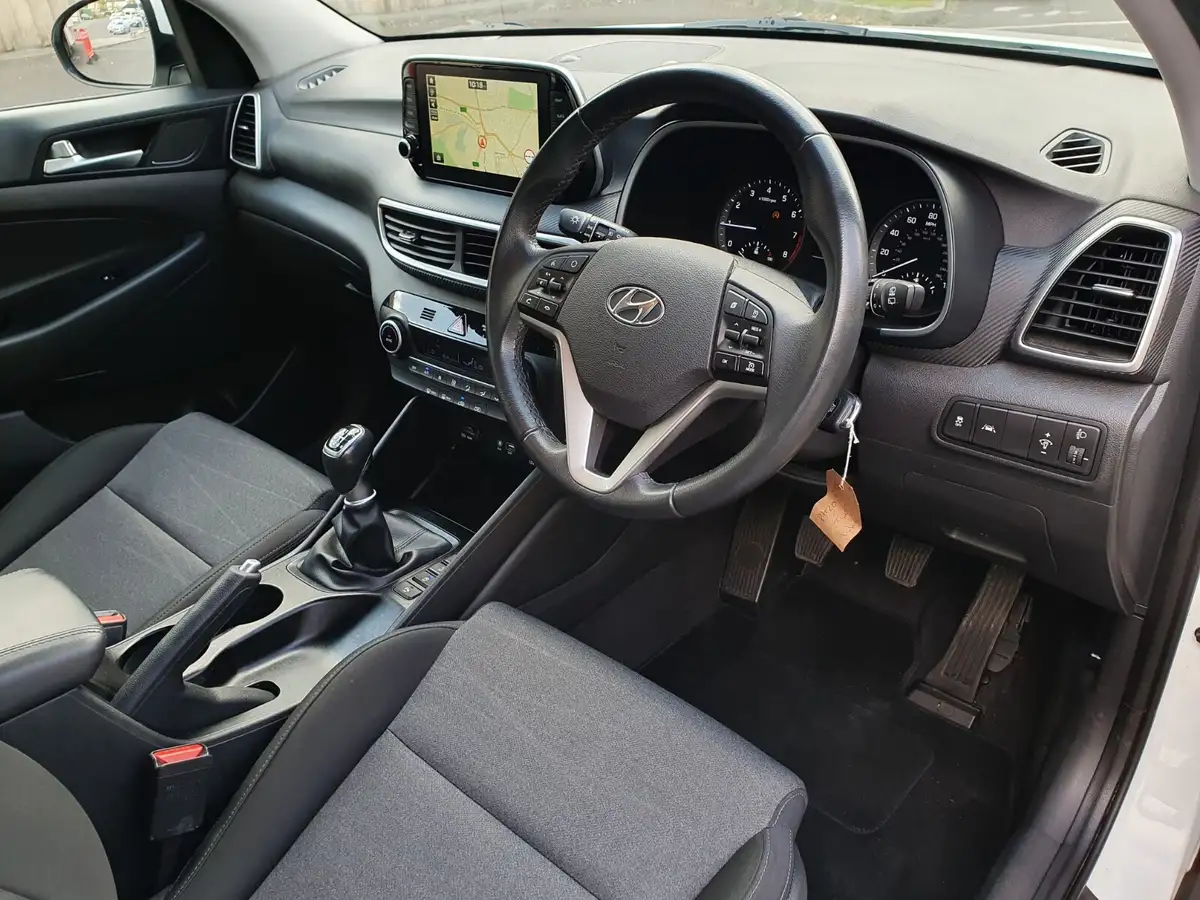 2020-hyundai-tucson-16-gdi-se-nav-big-9