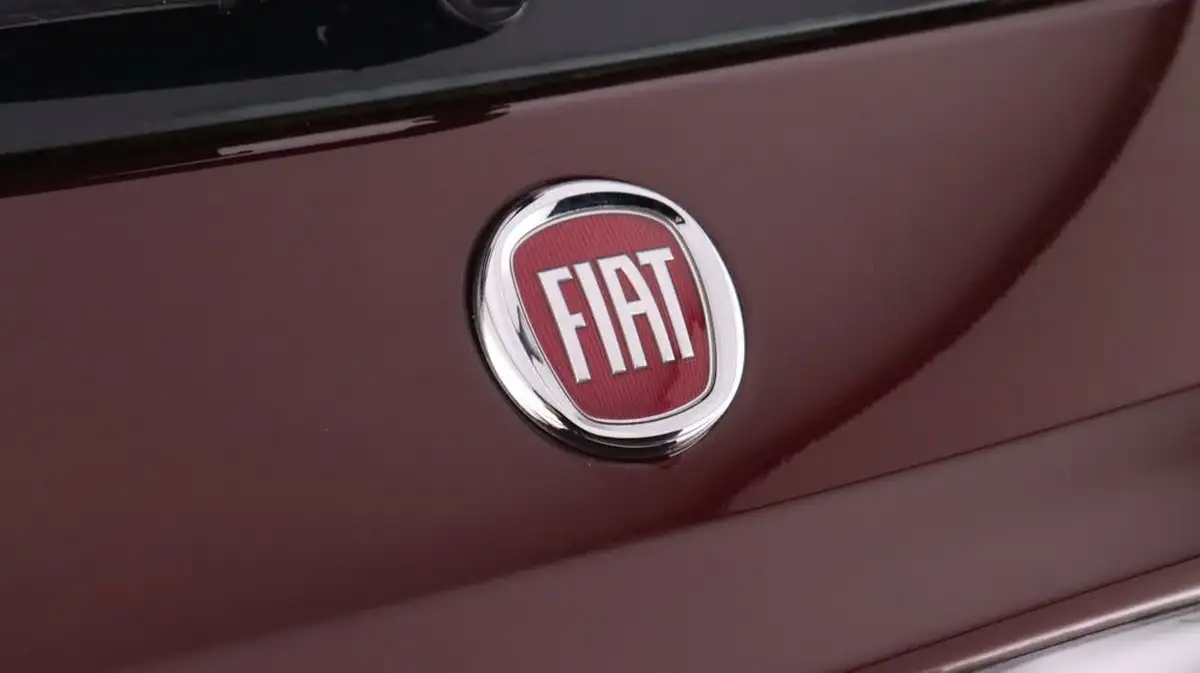 2020-fiat-500c-12-dolcevita-dualogic-big-18