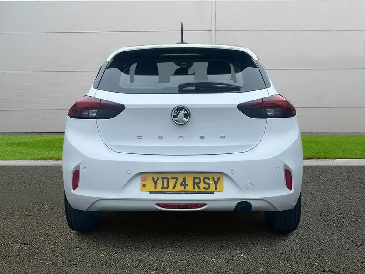 2024-vauxhall-corsa-12i-design-big-5