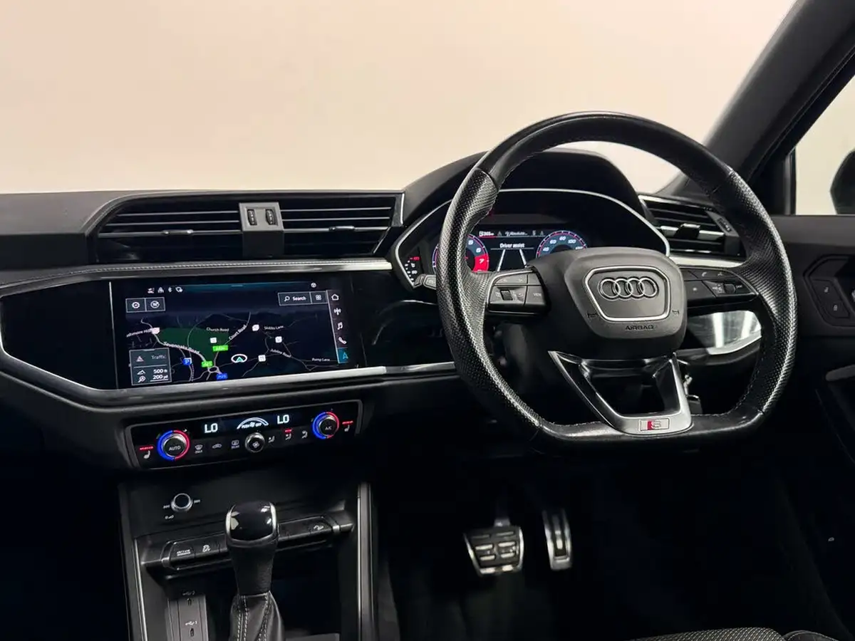 2022-audi-q3-15-35-tfsi-black-edition-cod-sportback-s-tronic-big-30