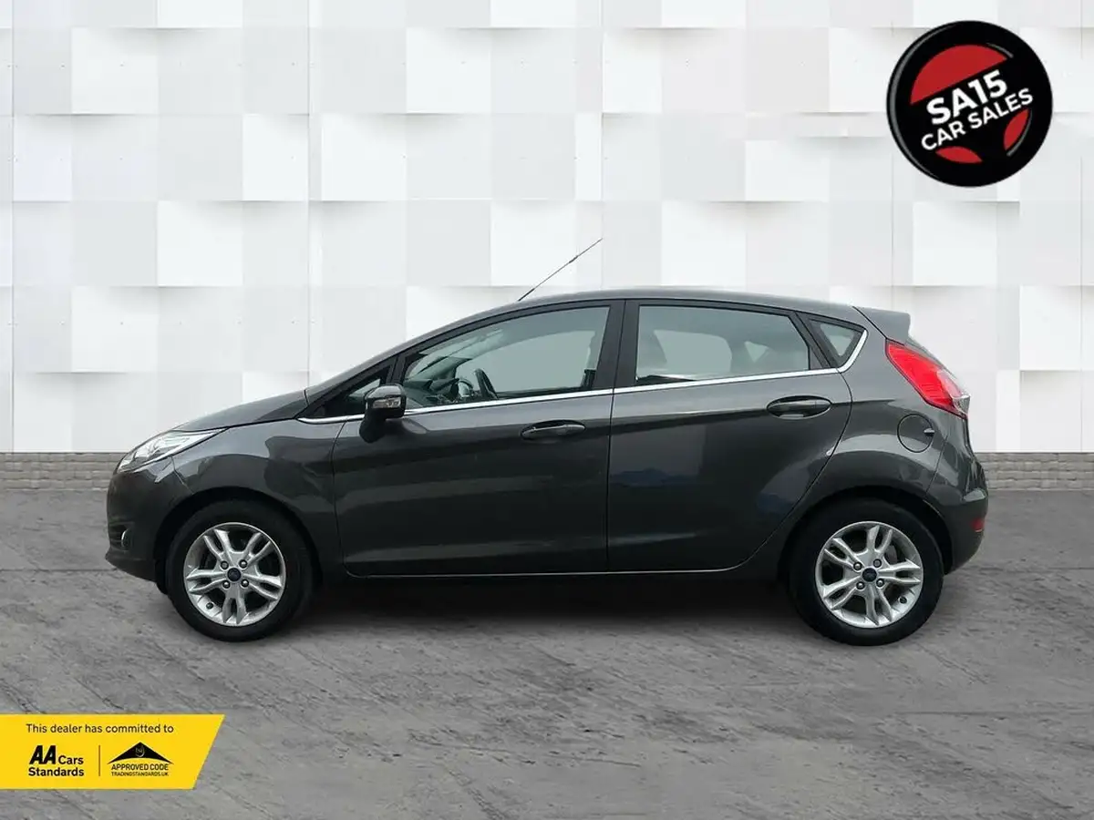 2017-ford-fiesta-10t-zetec-100ps-ecoboost-ss-5d-big-3