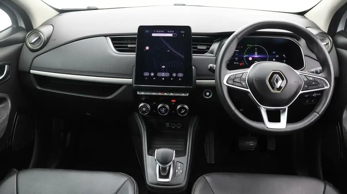 2022-renault-zoe-e-techno-boost-charge-big-12