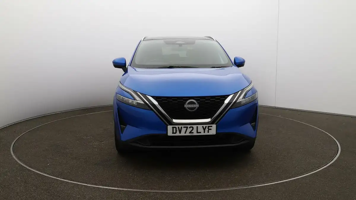 2022-nissan-qashqai-13-dig-t-tekna-140ps-mild-hybrid-big-2
