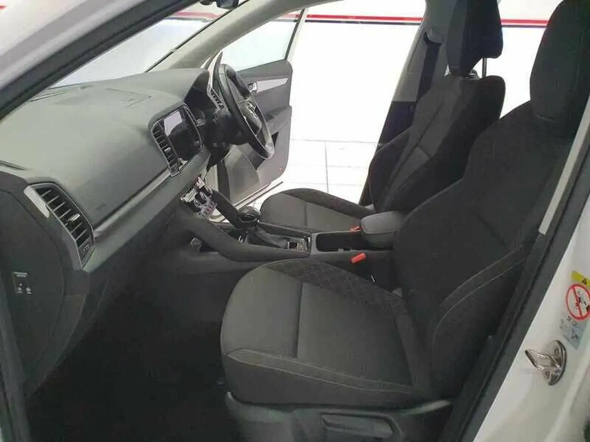 2021-skoda-karoq-15-tsi-se-technology-dsg-big-19