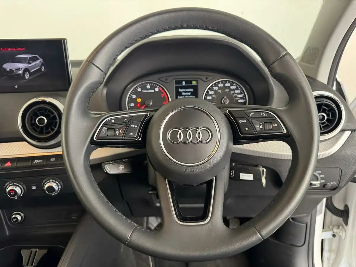 2023-audi-q2-10-30-tfsi-technik-big-24