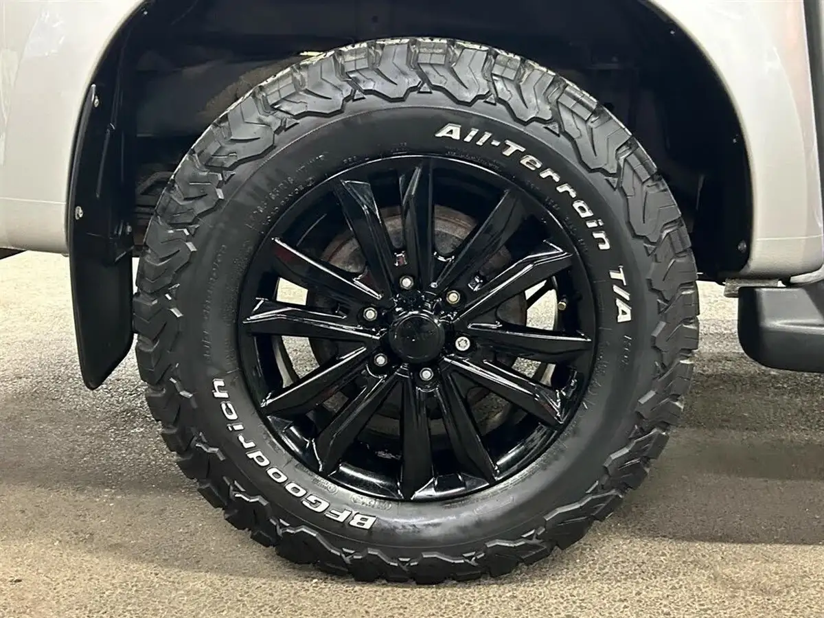 2019-isuzu-d-max-19td-yukon-double-pickup-auto-big-28