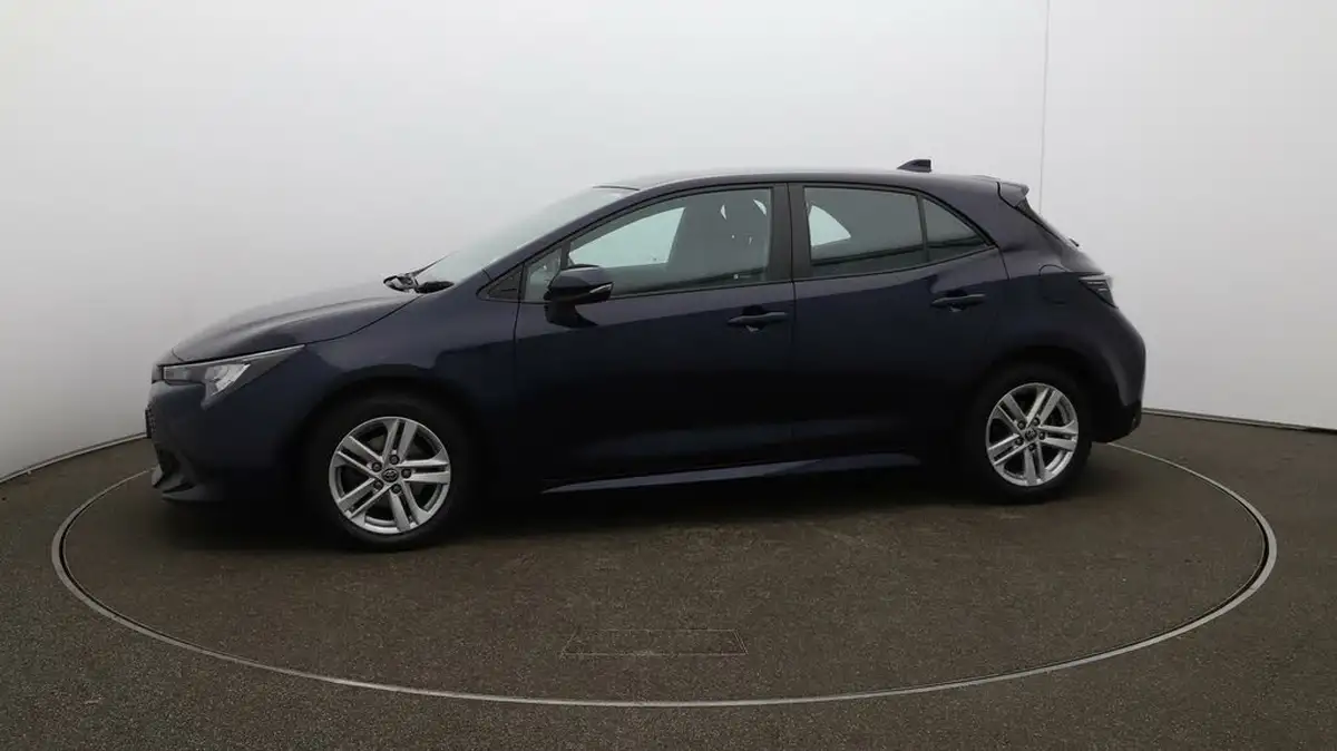 2022-toyota-corolla-18-vvt-i-icon-tech-trk-hatchback-5d-big-57
