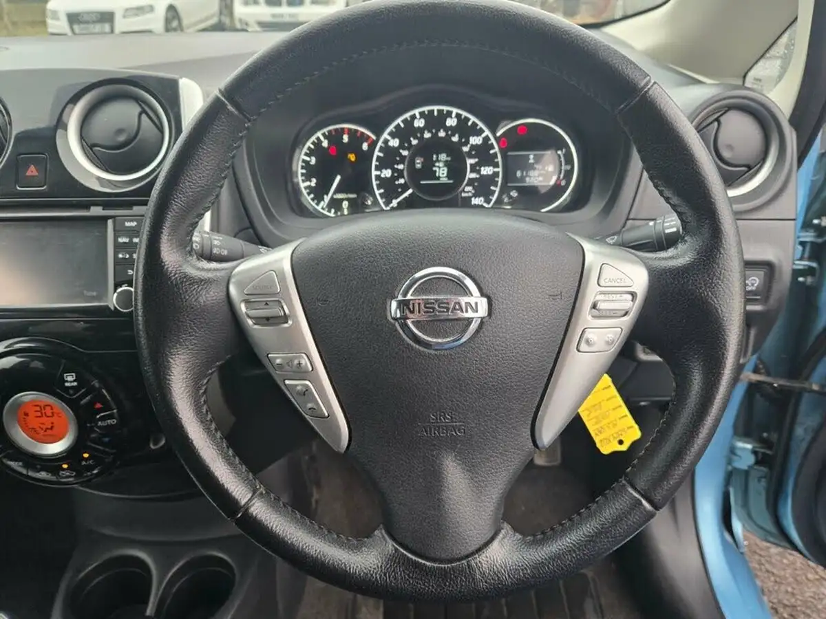 2014-nissan-note-15dci-acenta-premium-style-pack-big-11