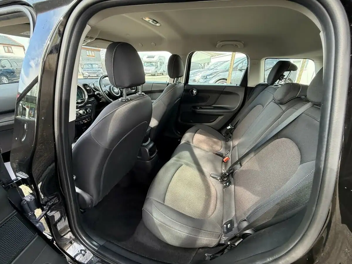 2017-mini-countryman-15-cooper-ss-big-3