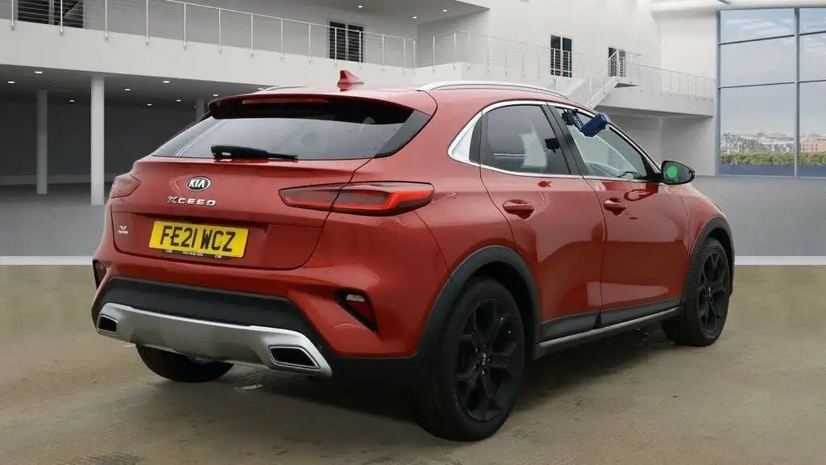 2021-kia-xceed-15-t-gdi-3-big-3