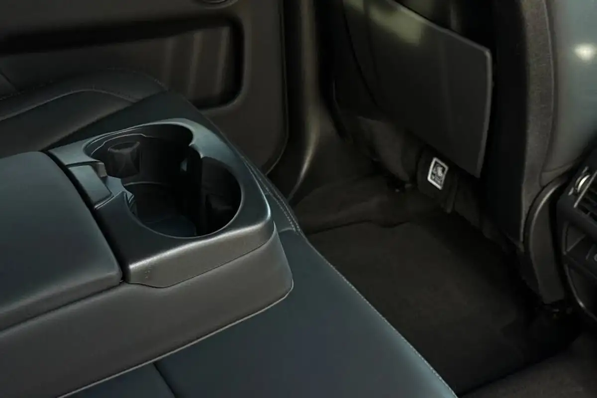2024-land-rover-discovery-sport-20-p250-dynamic-hse-big-40