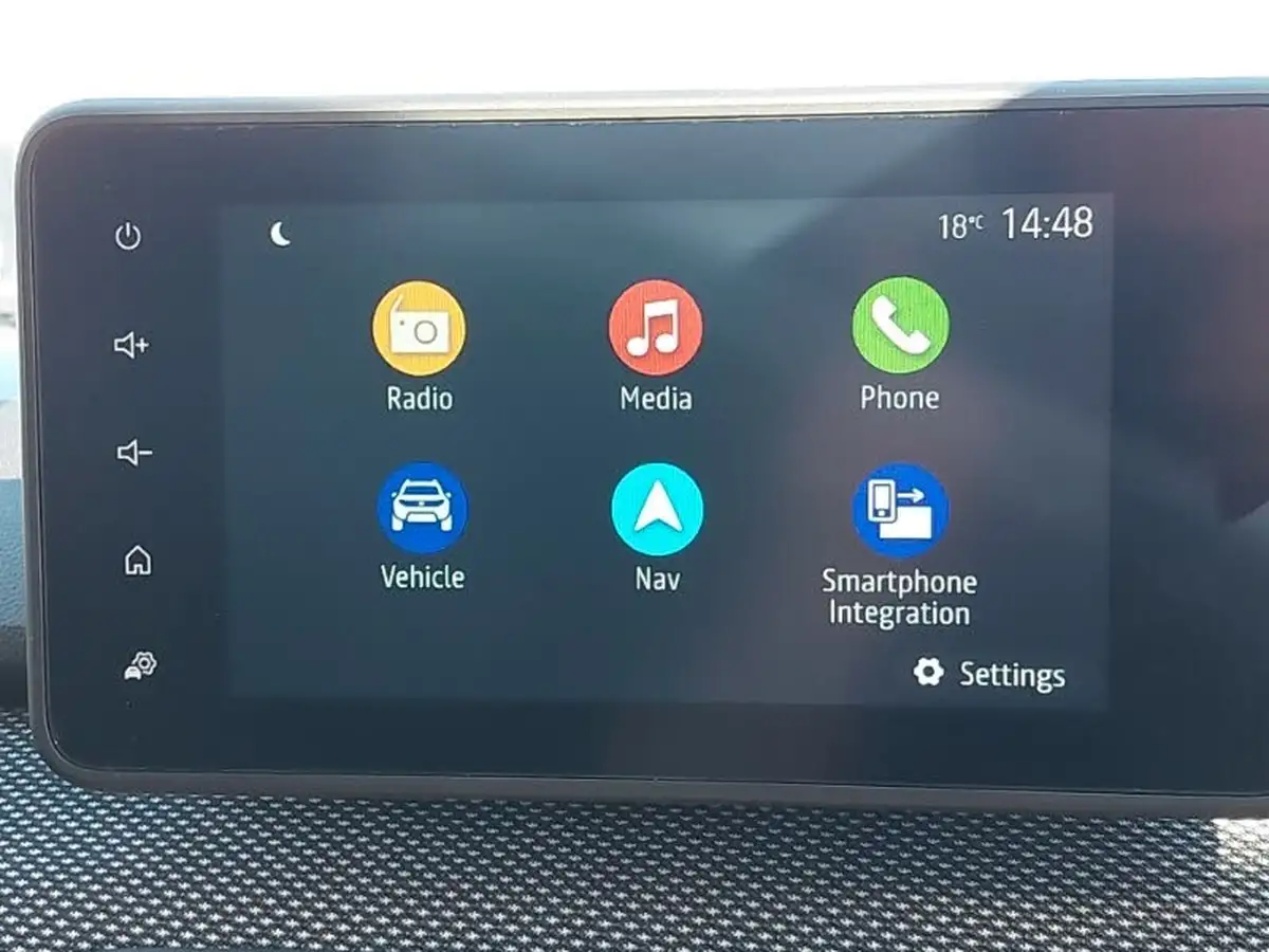 2022-dacia-sandero-stepway-10-tce-prestige-90bhp-big-11