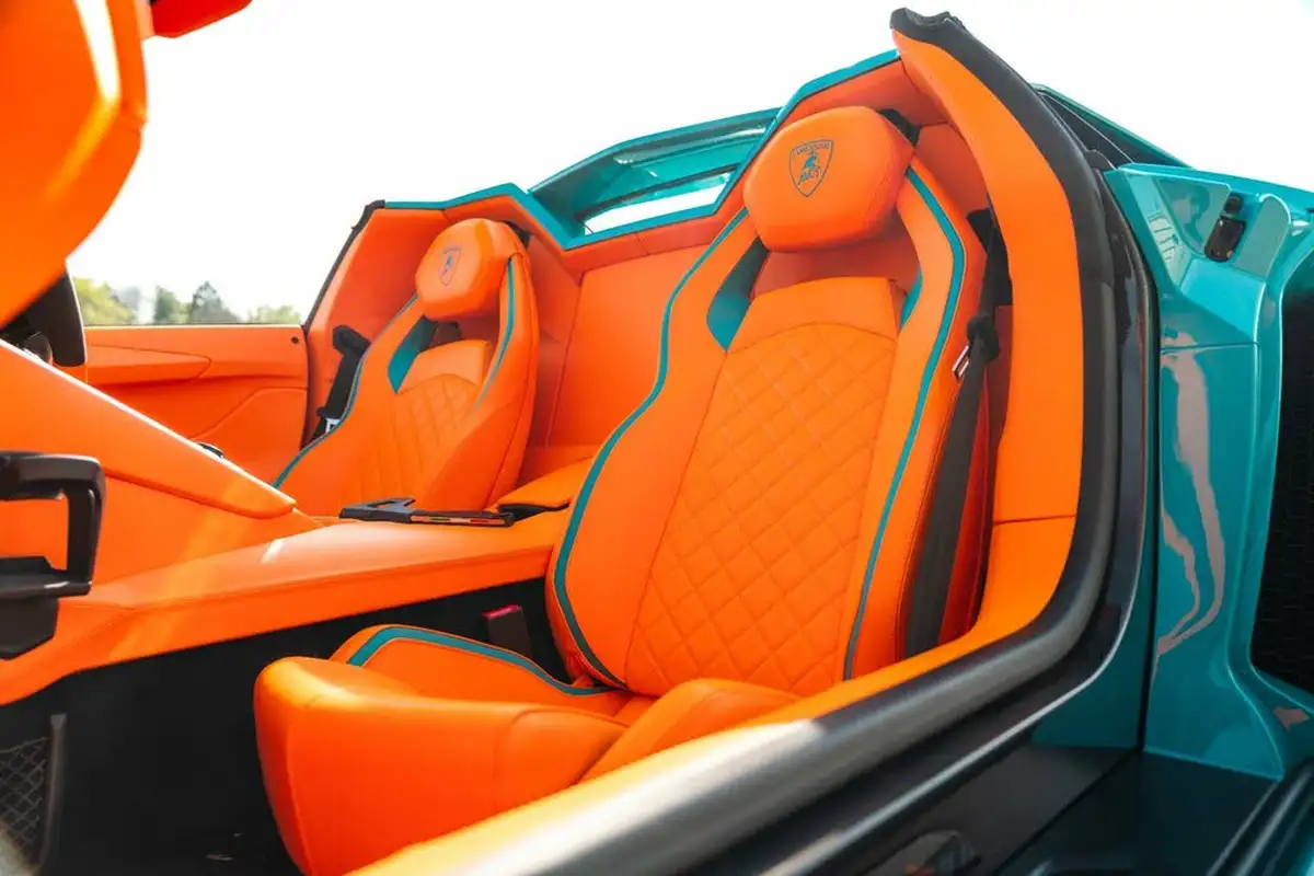 2018-lamborghini-aventador-65-s-roadster-big-4