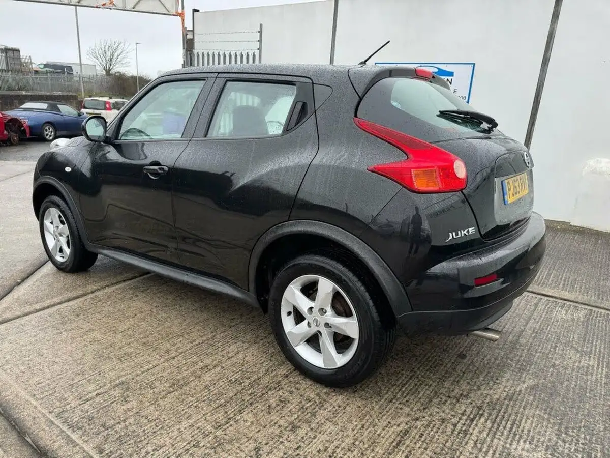 2013-nissan-juke-16-visia-16v-big-2