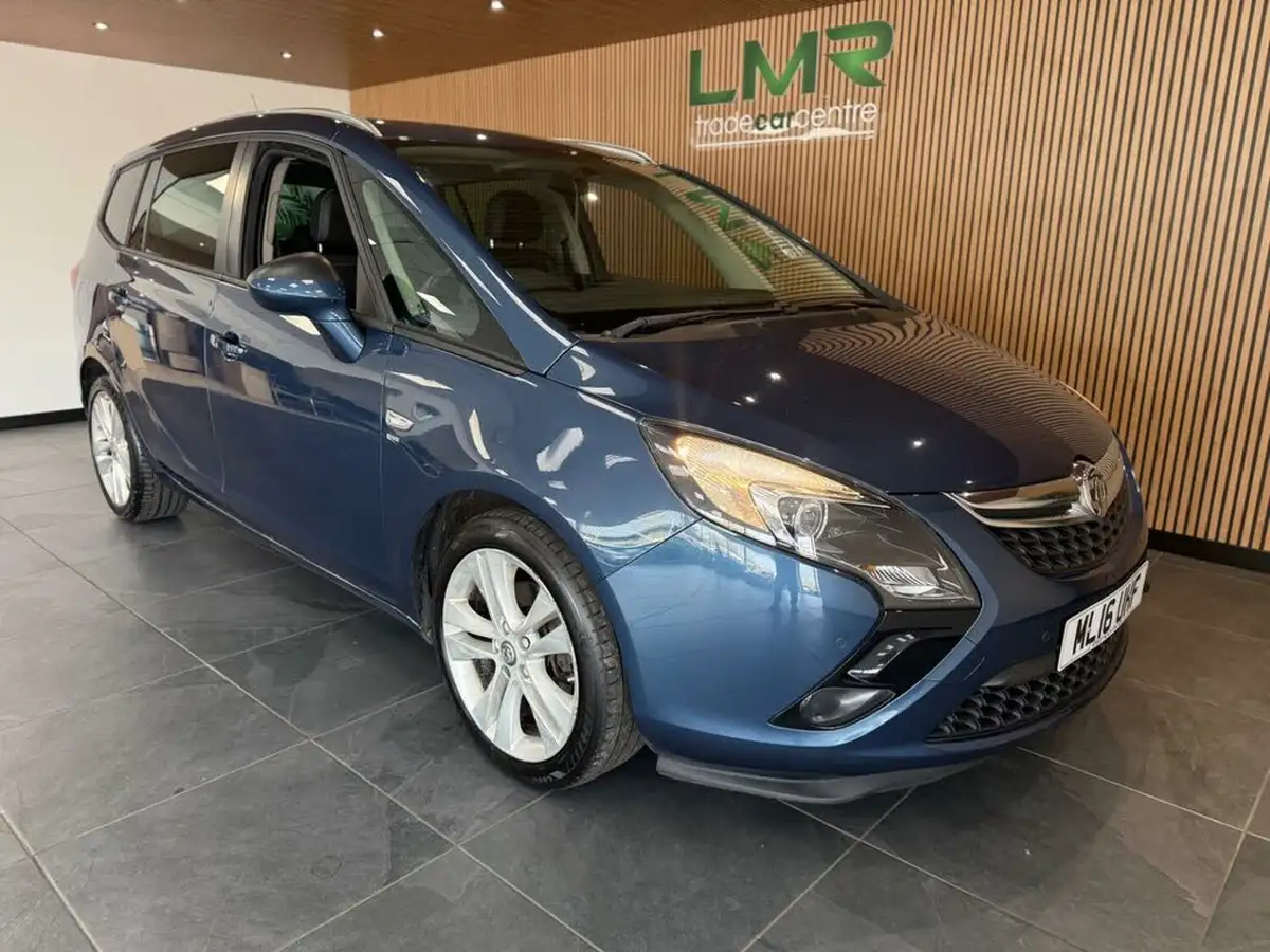 2016-vauxhall-zafira-tourer-14i-16v-turbo-sri-big-1