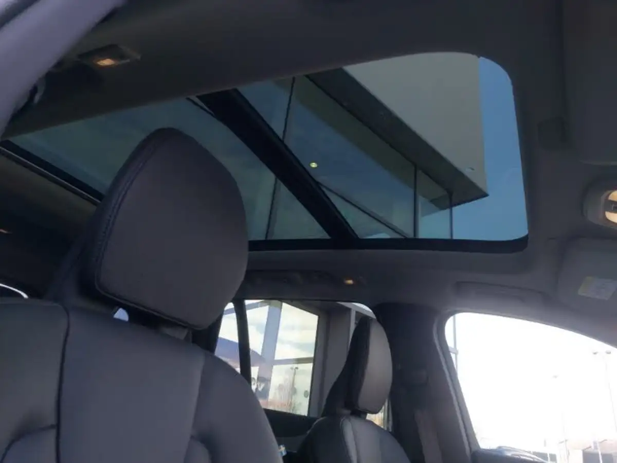 2024-volvo-xc90-20-t8-plus-big-15