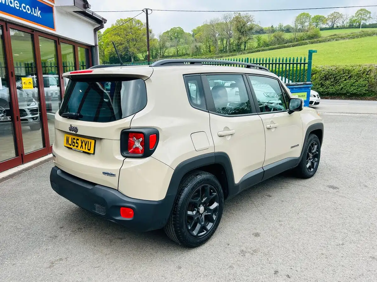 2015-jeep-renegade-16td-longitude-big-8