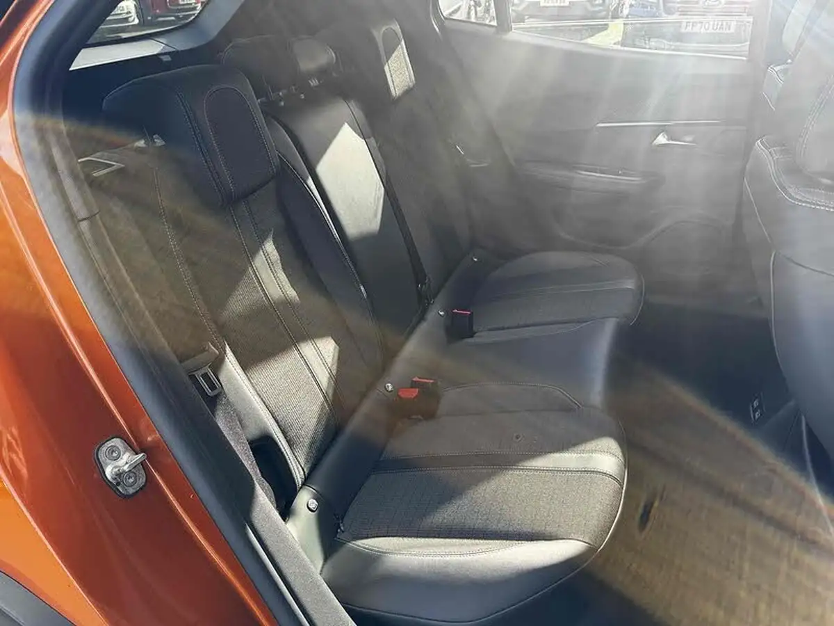 2021-peugeot-208-e-allure-premium-50kwh-big-24