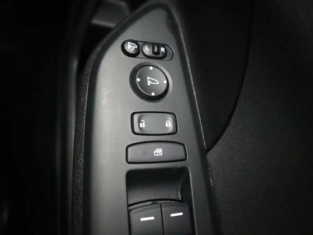 2019-honda-civic-16-i-dtec-sr-hatchback-5d-big-26