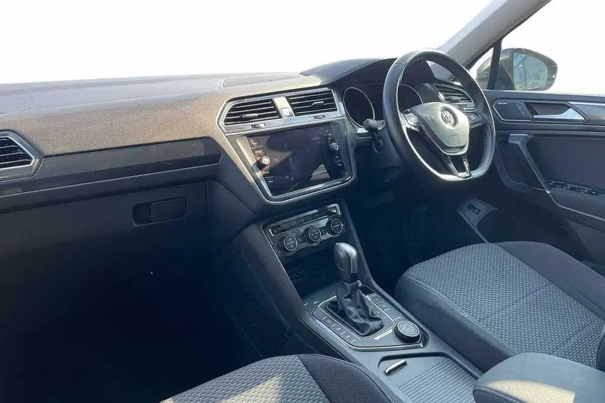 2019-volkswagen-tiguan-allspace-20tdi-match-150ps-4motion-dsg-big-1