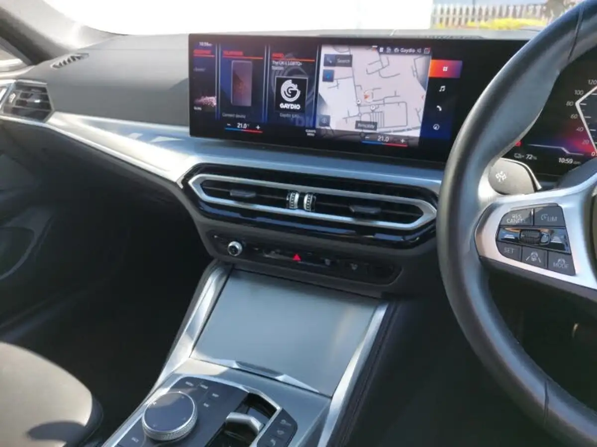 2023-bmw-i4-e-edrive40-m-sport-big-16