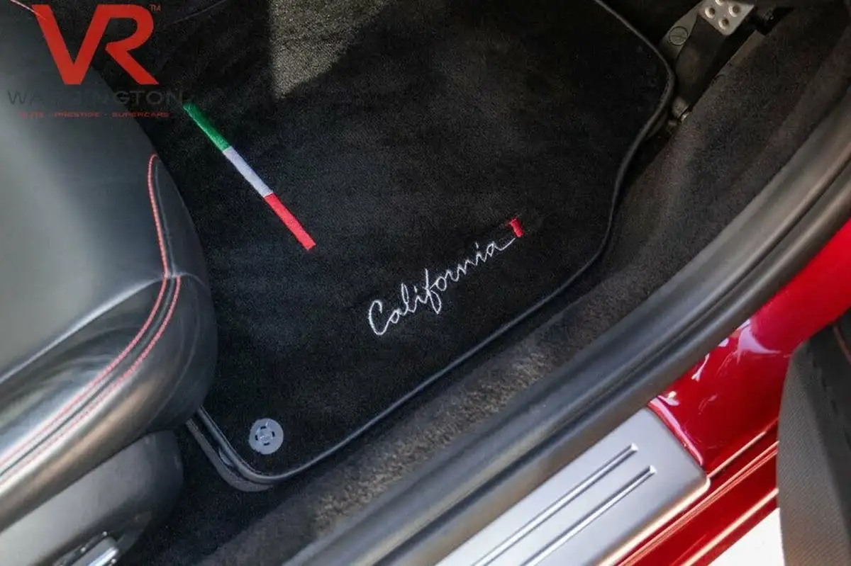 2014-ferrari-california-39-t-big-26