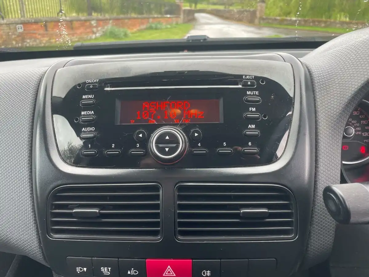 2015-fiat-doblo-cargo-16td-105eu-v-l1-refrigerated-van-big-7