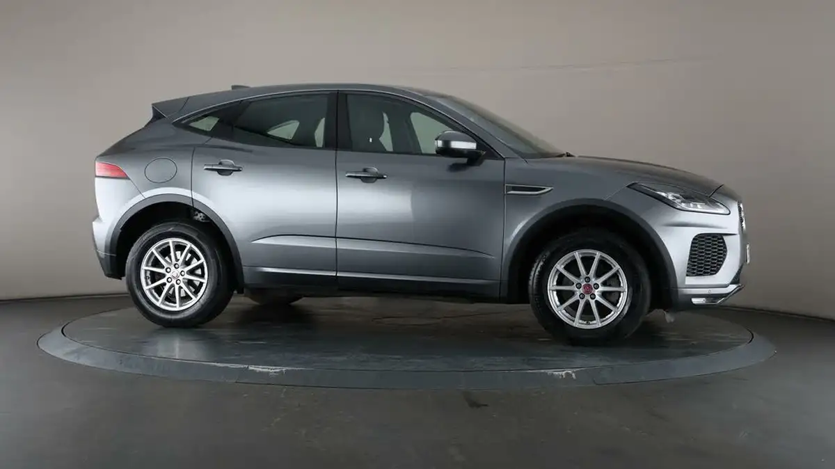 2019-jaguar-e-pace-20-i4d-r-dynamic-150ps-big-52
