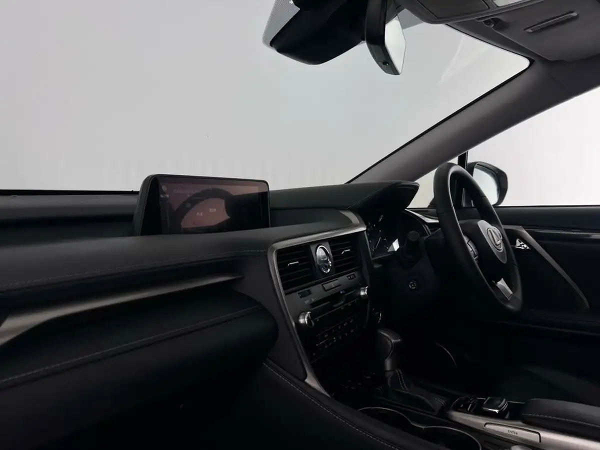 2019-lexus-rx-450h-35-rx-big-13