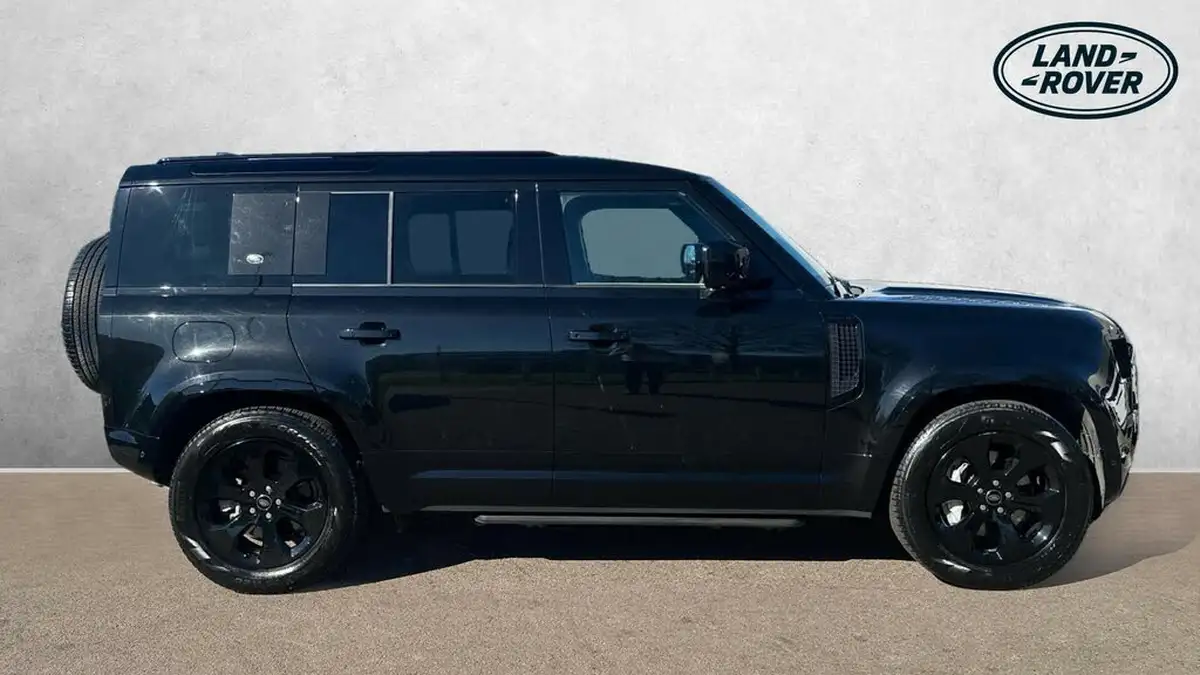 2022-land-rover-110-defender-20-p400e-x-dynamic-se-big-4