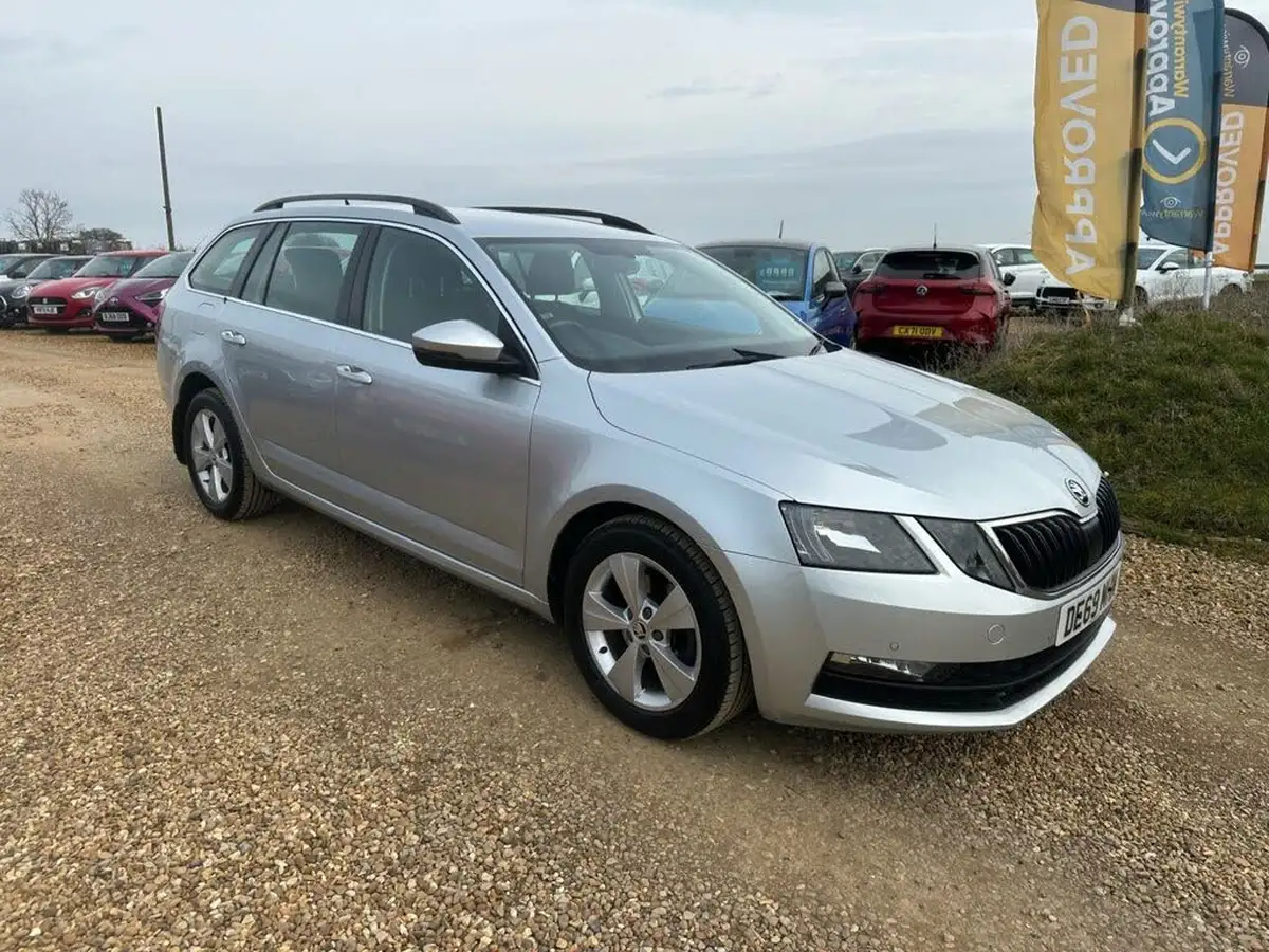 2019-skoda-octavia-15-tsi-se-technology-act-estate-big-4