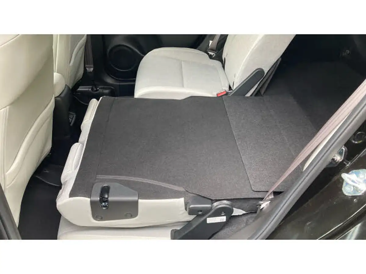 2021-honda-jazz-15-i-mmd-ex-107ps-big-24