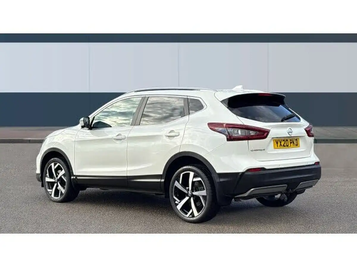 2020-nissan-qashqai-13-dig-t-tekna-160ps-big-1