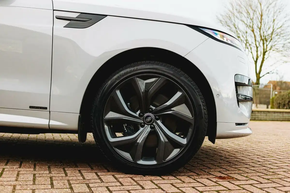 2023-land-rover-range-rover-sport-30-p440e-autobiography-big-23