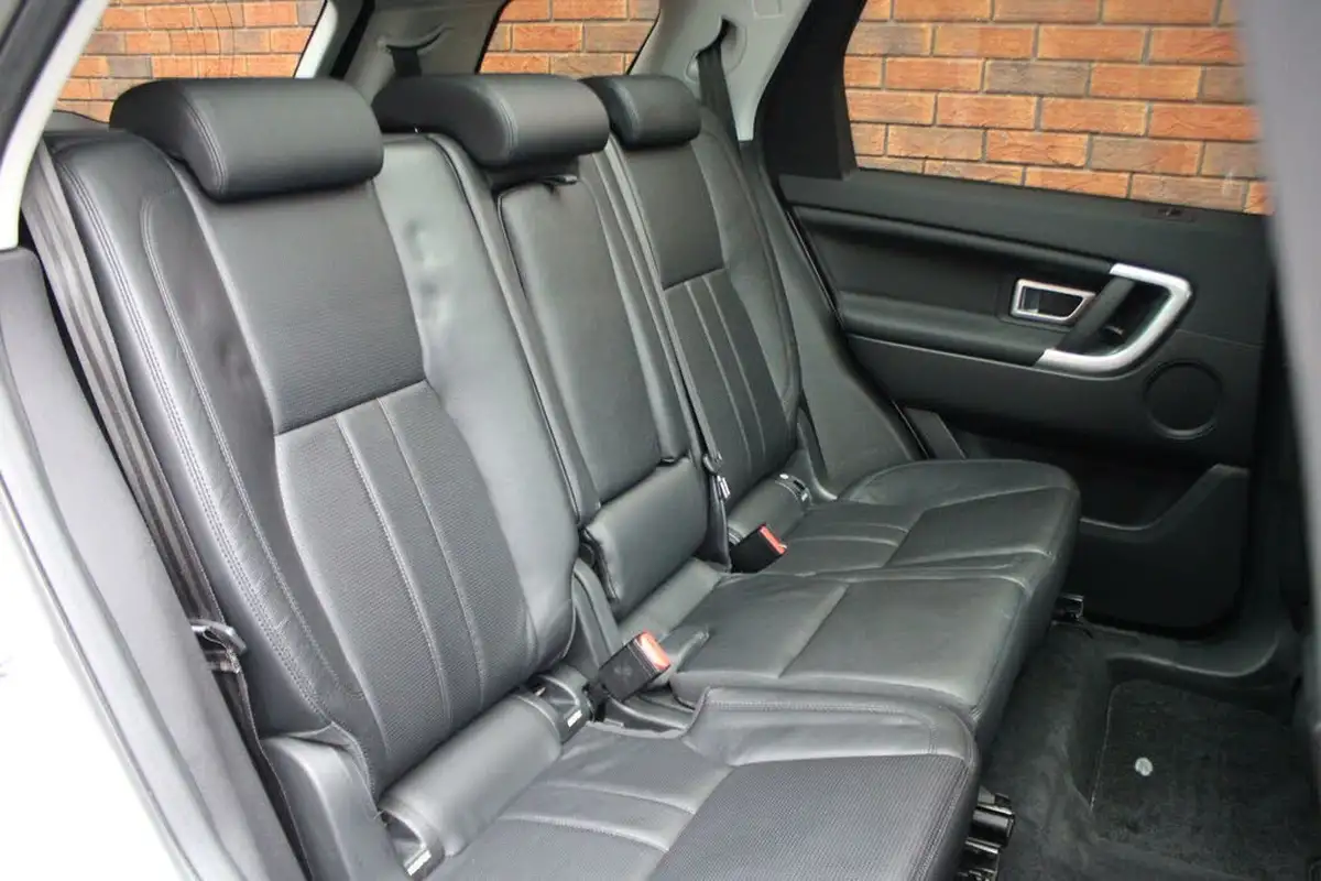 2017-land-rover-discovery-sport-20td4-hse-black-182ps-suv-big-9