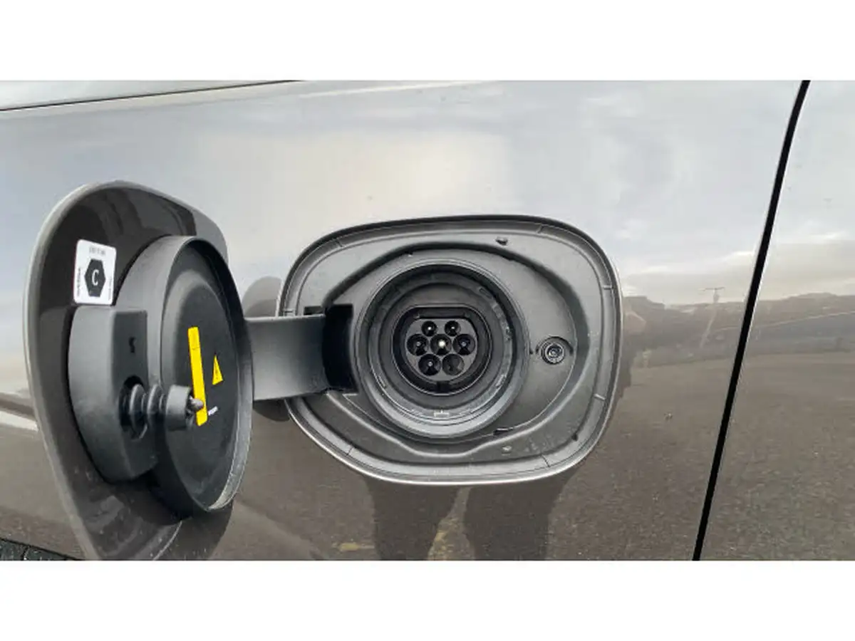 2024-volvo-xc60-20-b5-plus-big-41