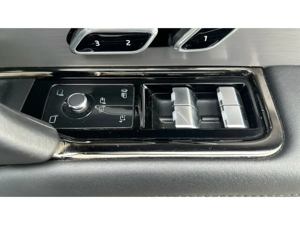 2022-land-rover-range-rover-sport-30-p440e-dynamic-se-big-39