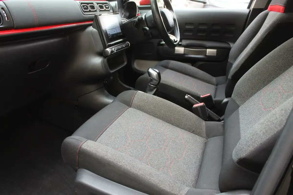 2020-citroen-c3-12-puretech-flair-plus-83ps-big-28