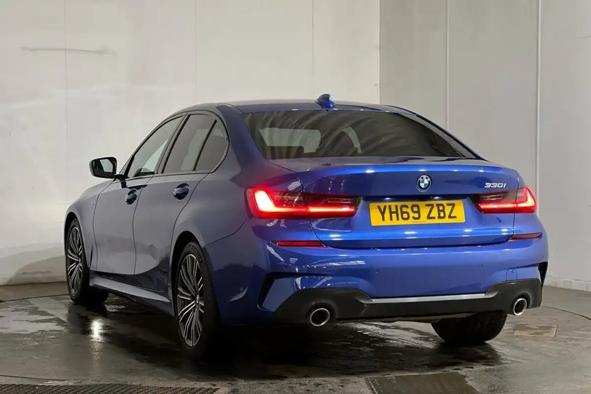2019-bmw-3-series-20-330i-m-sport-255bhp-saloon-4d-big-17