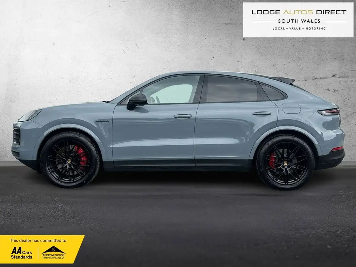 2024-porsche-cayenne-30-v6-s-e-hybrid-coupe-big-6
