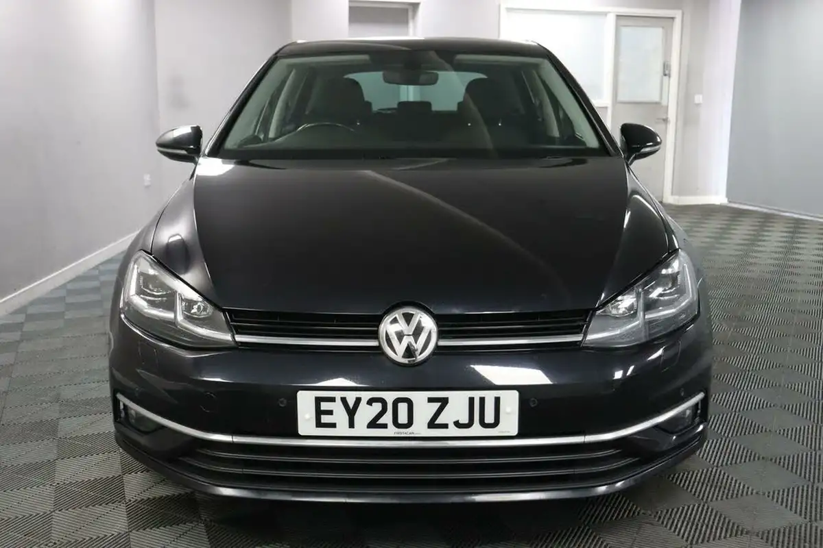 2020-volkswagen-golf-16tdi-match-edition-hatchback-big-1
