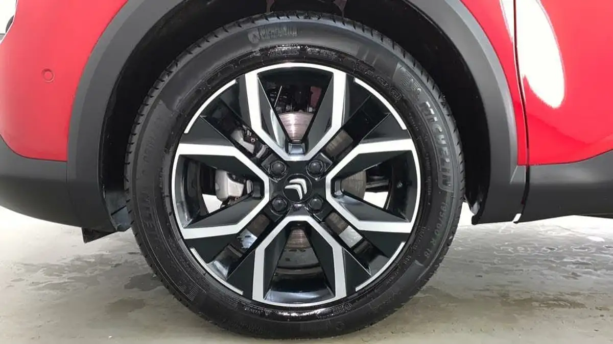 2023-citroen-c4-x-e-shine-plus-big-5