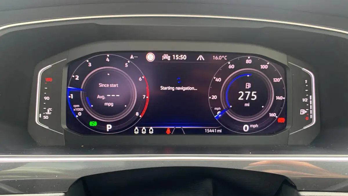 2022-volkswagen-tiguan-15-tsi-elegance-big-12