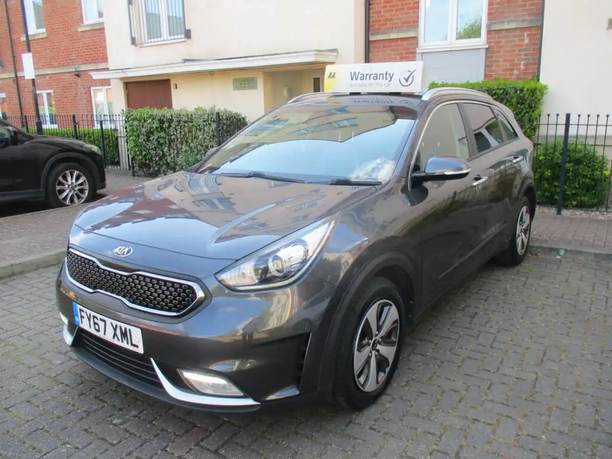 2017-kia-niro-16-gdi-2-156kwh-lithium-ion-big-14