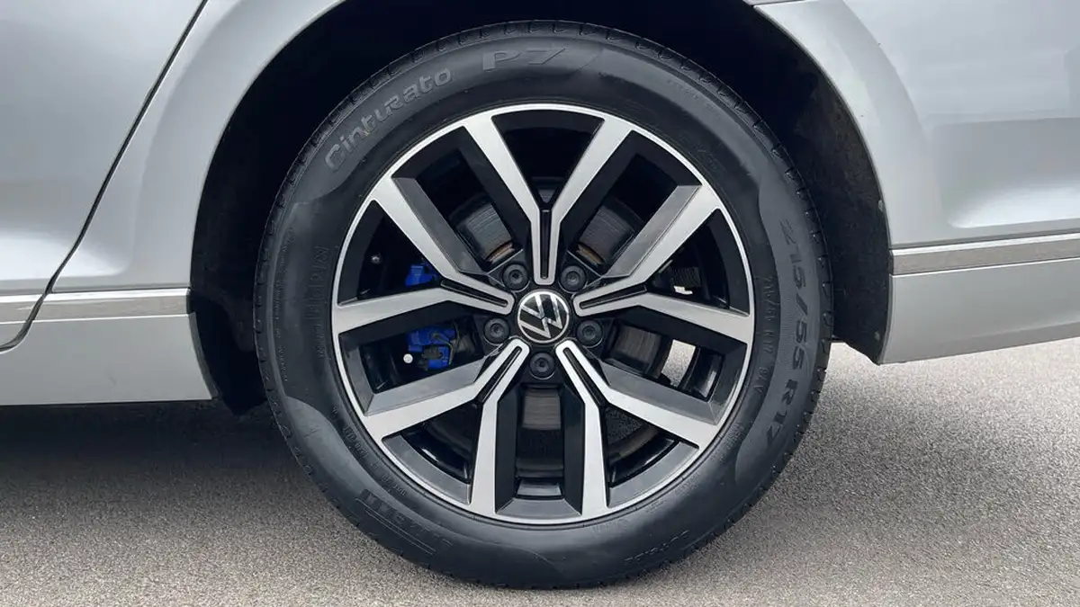 2021-volkswagen-passat-14-tsi-gte-estate-5d-big-17