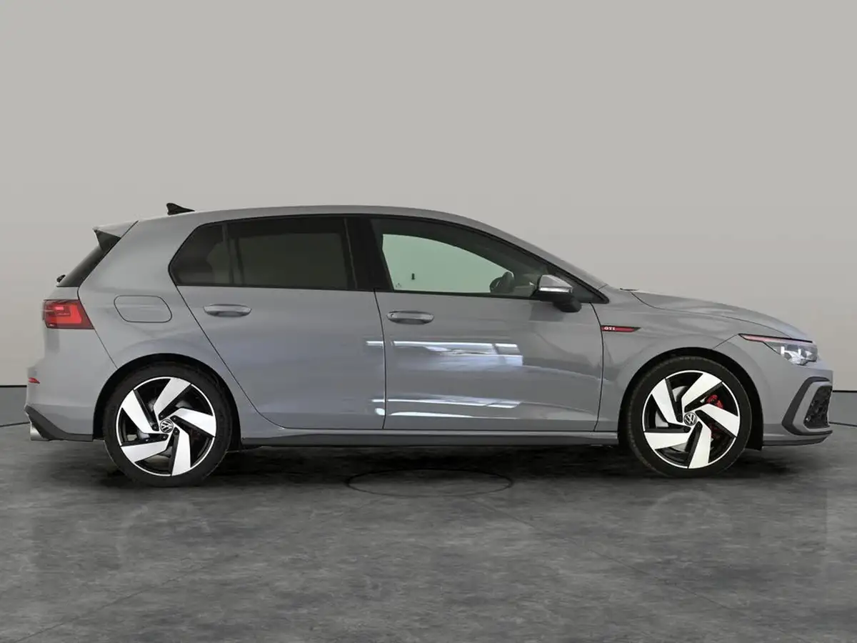 2022-volkswagen-golf-20-tsi-gti-dsg-big-4