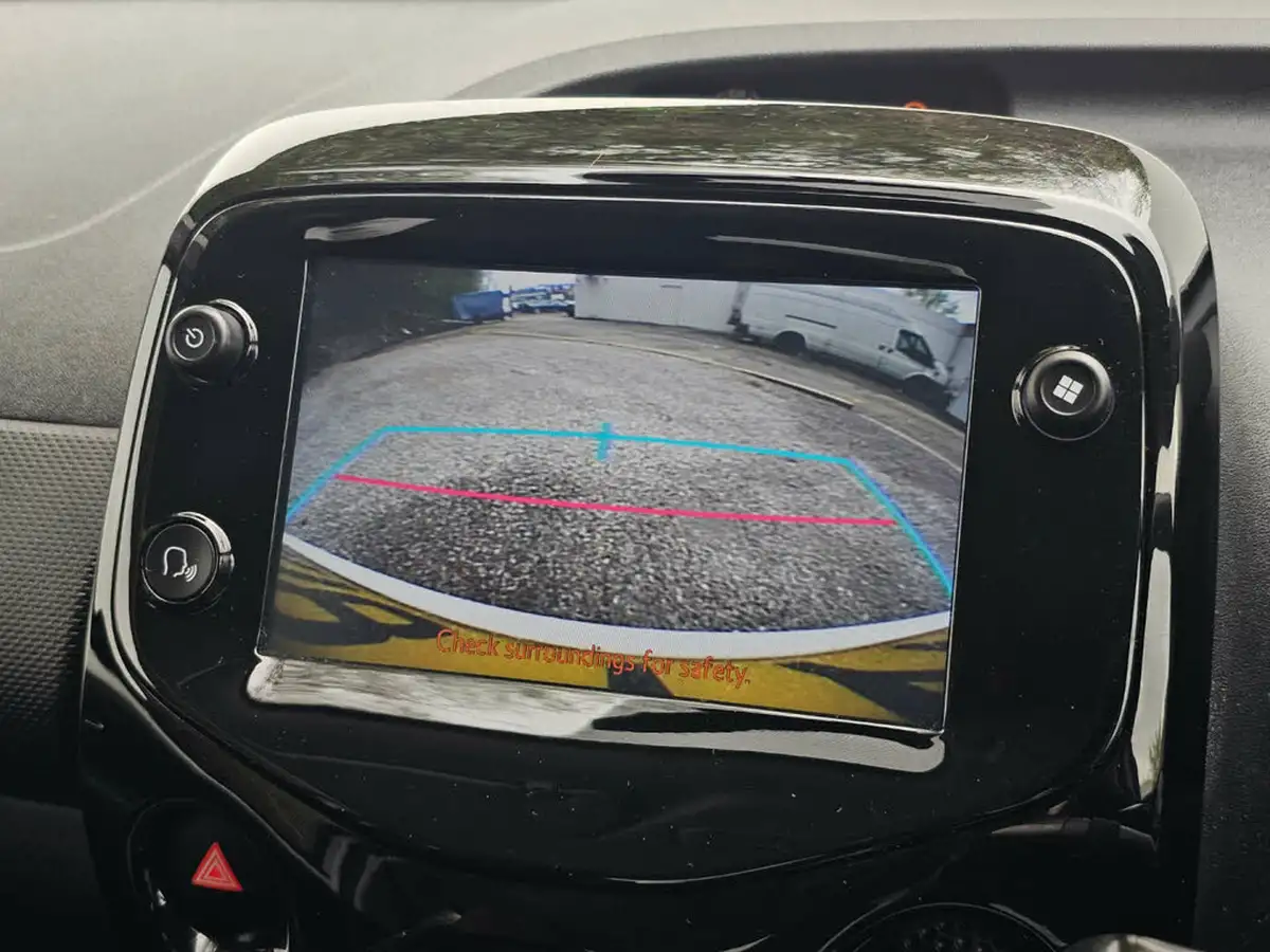 2018-citroen-c1-10-vti-flair-72ps-5d-etg-big-19